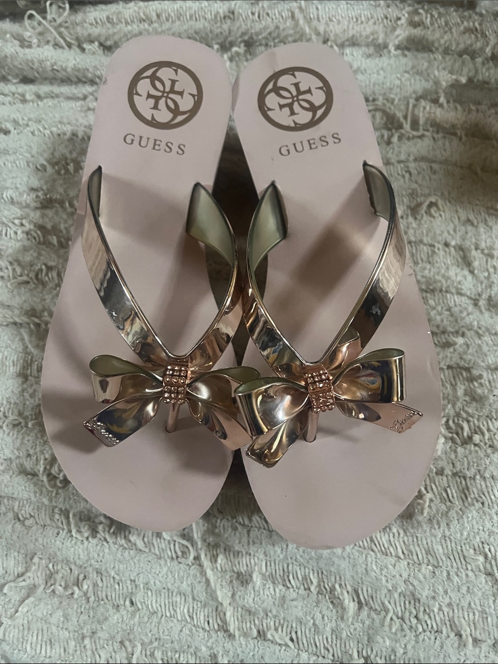 Sandal-like Footwear with Bow
